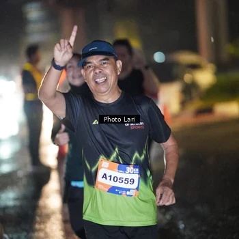 Runner Photo 7658048