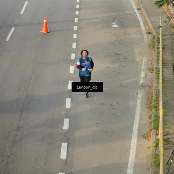 Runner Photo 7658055