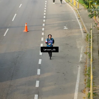 Runner Photo 7658056