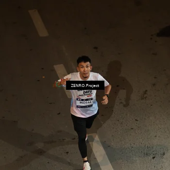 Runner Photo 7658061