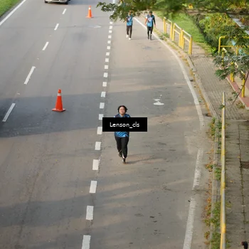 Runner Photo 7658066