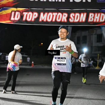 Runner Photo 7658069
