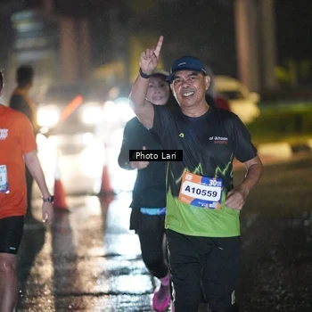 Runner Photo 7658074