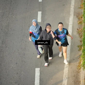 Runner Photo 7658084