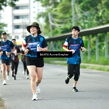 Runner Photo 7658098