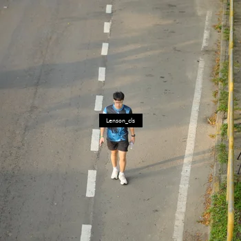 Runner Photo 7658101