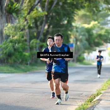 Runner Photo 7658116