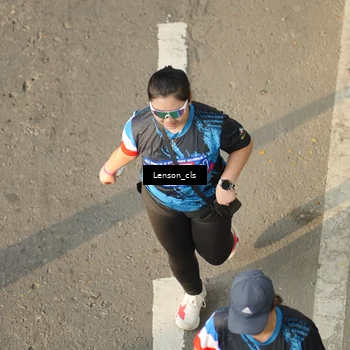 Runner Photo 7658136