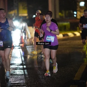 Runner Photo 7658160