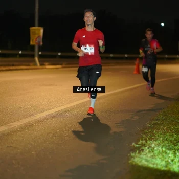 Runner Photo 7658166