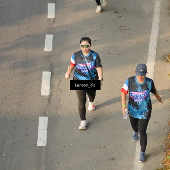 Runner Photo 7658171
