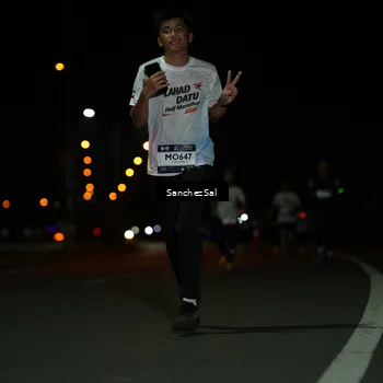 Runner Photo 7658180