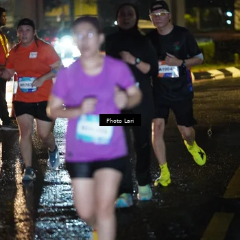 Runner Photo 7658198