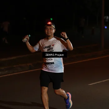 Runner Photo 7658211