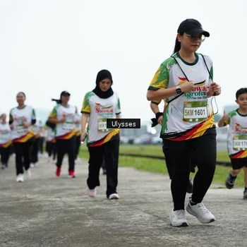 Runner Photo 7658235