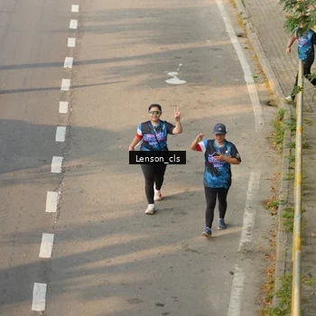 Runner Photo 7658257