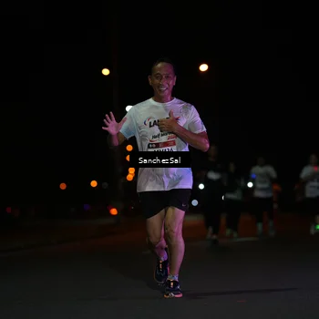 Runner Photo 7658260