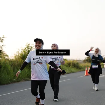Runner Photo 7658275