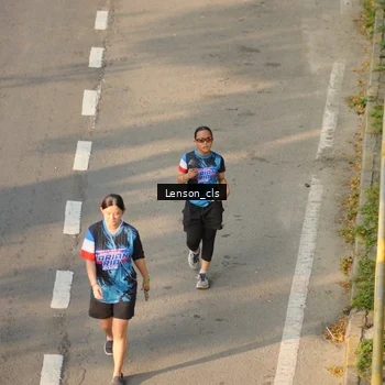 Runner Photo 7658293