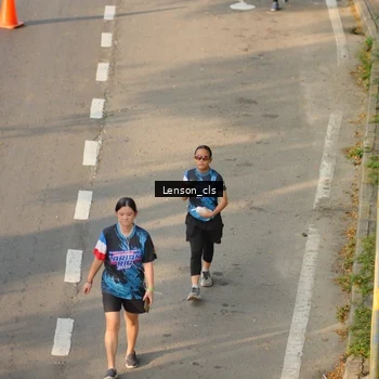 Runner Photo 7658299