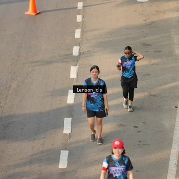 Runner Photo 7658300