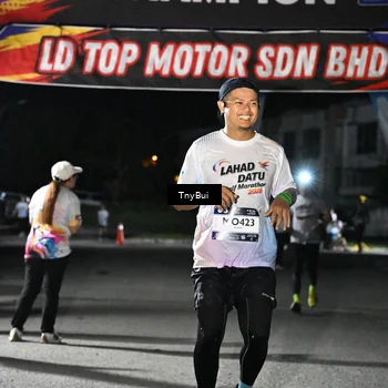 Runner Photo 7658319