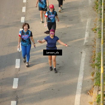 Runner Photo 7658334