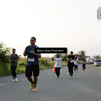 Runner Photo 7658338
