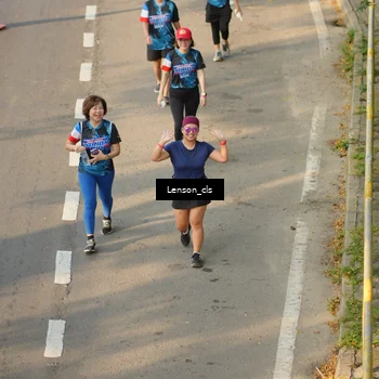Runner Photo 7658342