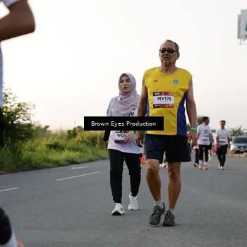 Runner Photo 7658355