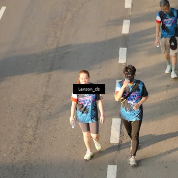 Runner Photo 7658373