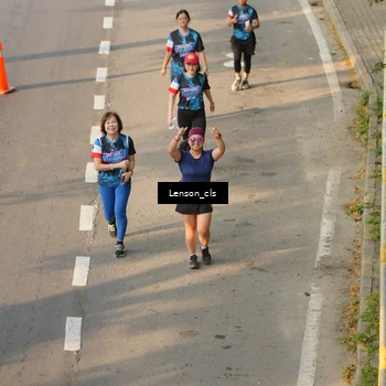 Runner Photo 7658376