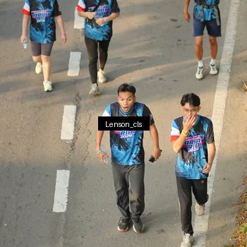 Runner Photo 7658381
