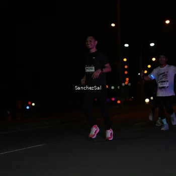 Runner Photo 7658386