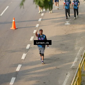 Runner Photo 7658390