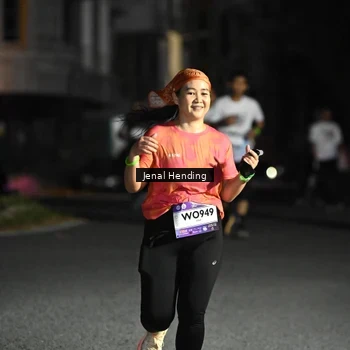 Runner Photo 7658402