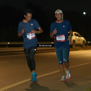 Runner Photo 7658407