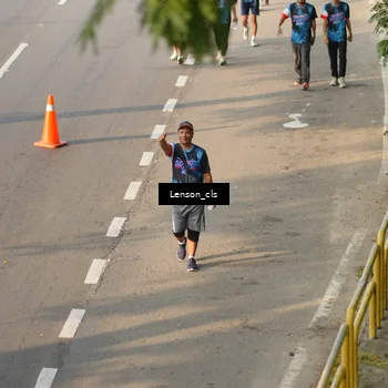 Runner Photo 7658423