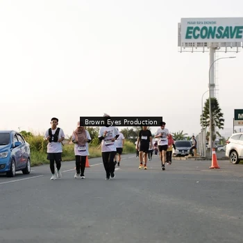 Runner Photo 7658432