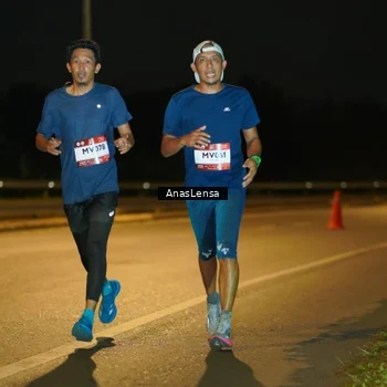Runner Photo 7658447