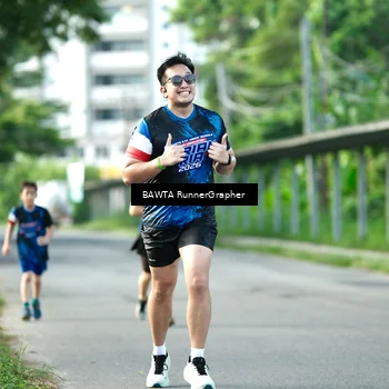 Runner Photo 7658450