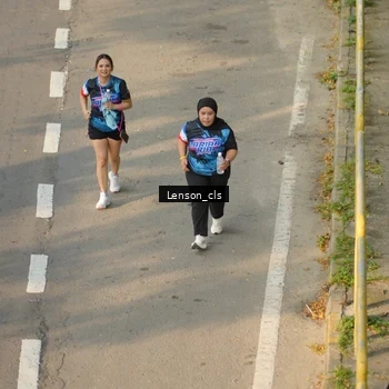 Runner Photo 7658457