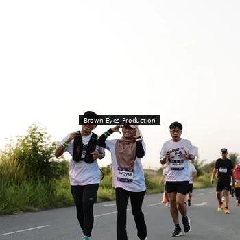 Runner Photo 7658469
