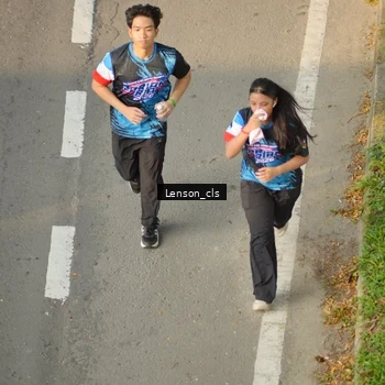 Runner Photo 7658474