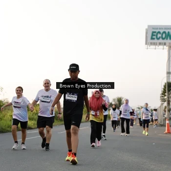 Runner Photo 7658494