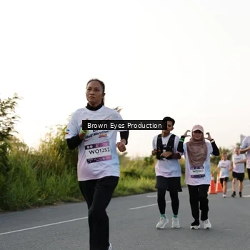Runner Photo 7658507