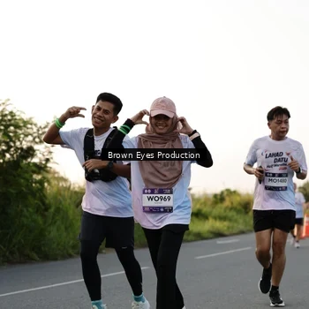 Runner Photo 7658528