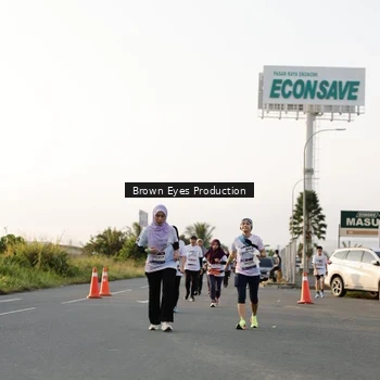 Runner Photo 7658529