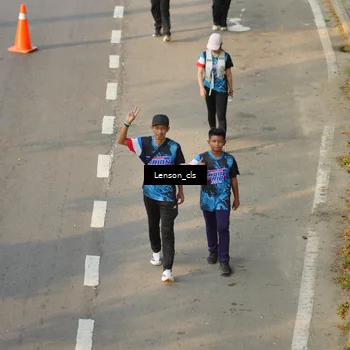 Runner Photo 7658536