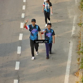 Runner Photo 7658537